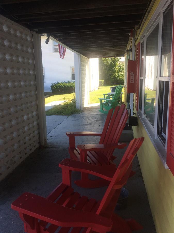 Beach Ball Inn Westerly Exterior foto