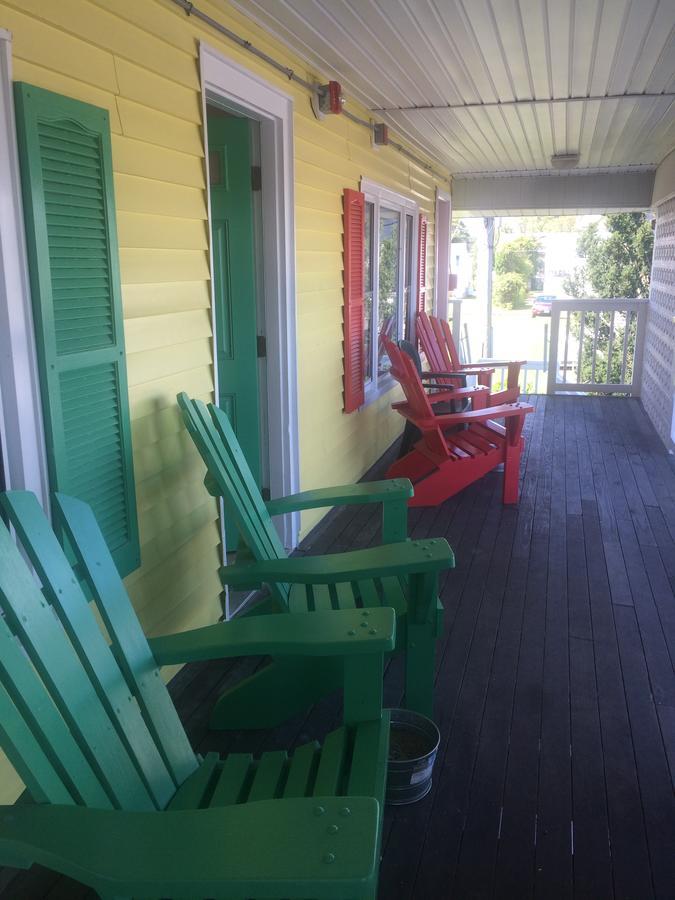 Beach Ball Inn Westerly Exterior foto